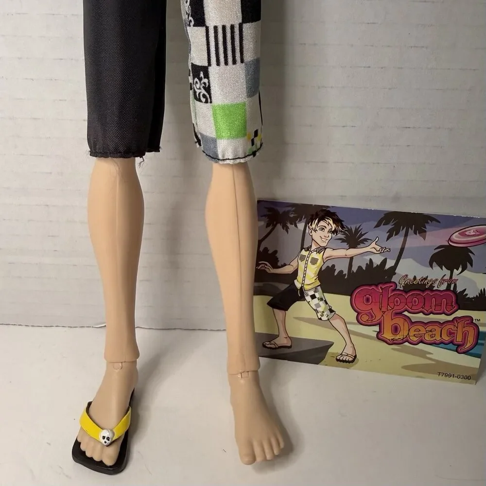 Monster High Gloom Beach Jackson Jekyll Doll Beach Ball Postcard Mattel 2010